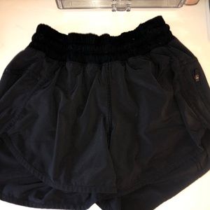 lulu lemon athletic shorts